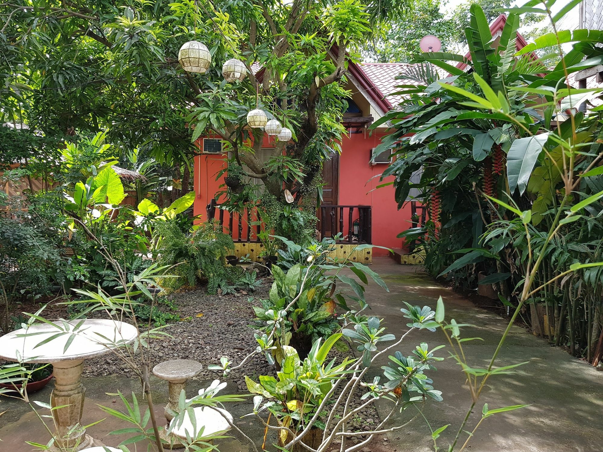 Villa Saturnina Puerto Princesa Bagian luar foto
